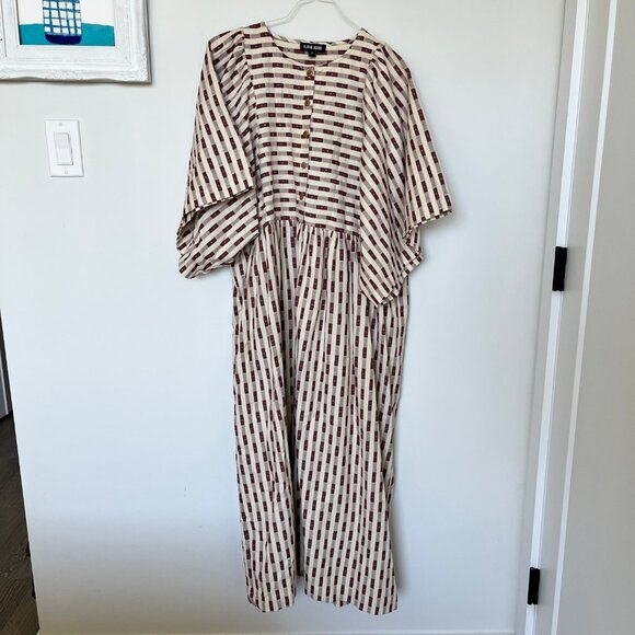 Eleanor Dress in Dobby Dot Print - Picture 2 of 8